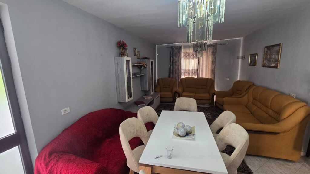 Apartament 2+1 në Vilë – Te Ish-Parku i Autobusave