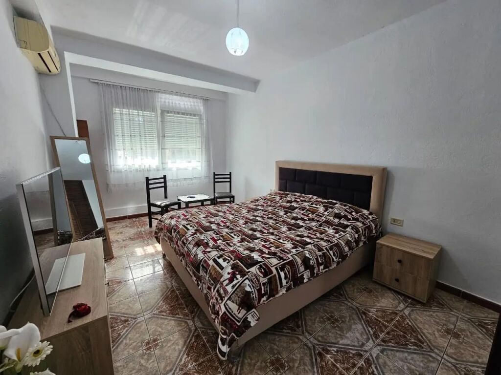 Ndertese ne shitje , Prane Ish- Hipotekes !