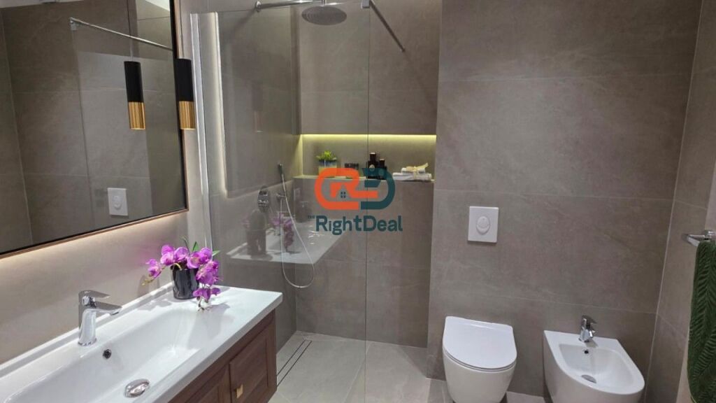 At the beginning of Don Bosko, near Zogu i Zi, super renovated 2+1 apartment for sale !!!