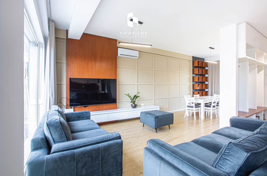 # IN AFFITTO: Villa di 3 Piani (📍 ABA Residence - Farkë 🏞) 4 Camere da Letto, 3 Bagni &amp; 3 Posti Auto + Terrazza - Prima Volta in Affitto, Completamente Nuova e Arredata ✨ 2.000€/Mese