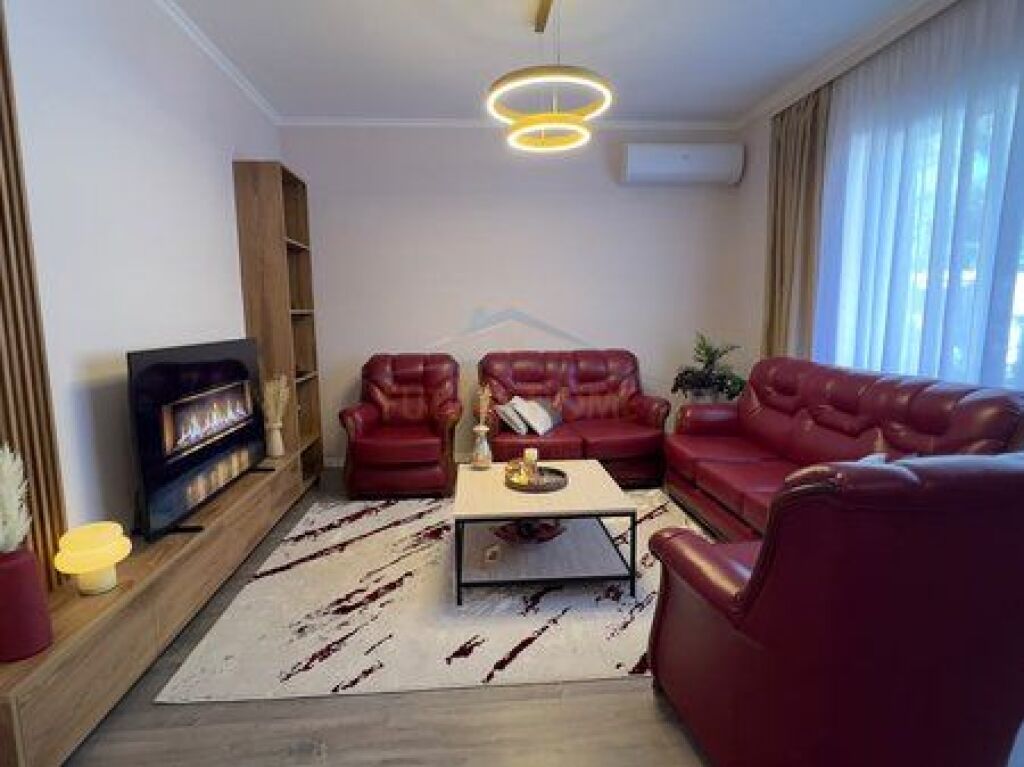 Affitto, Appartamento 2+1+2, vicino a Lake View, Tirana