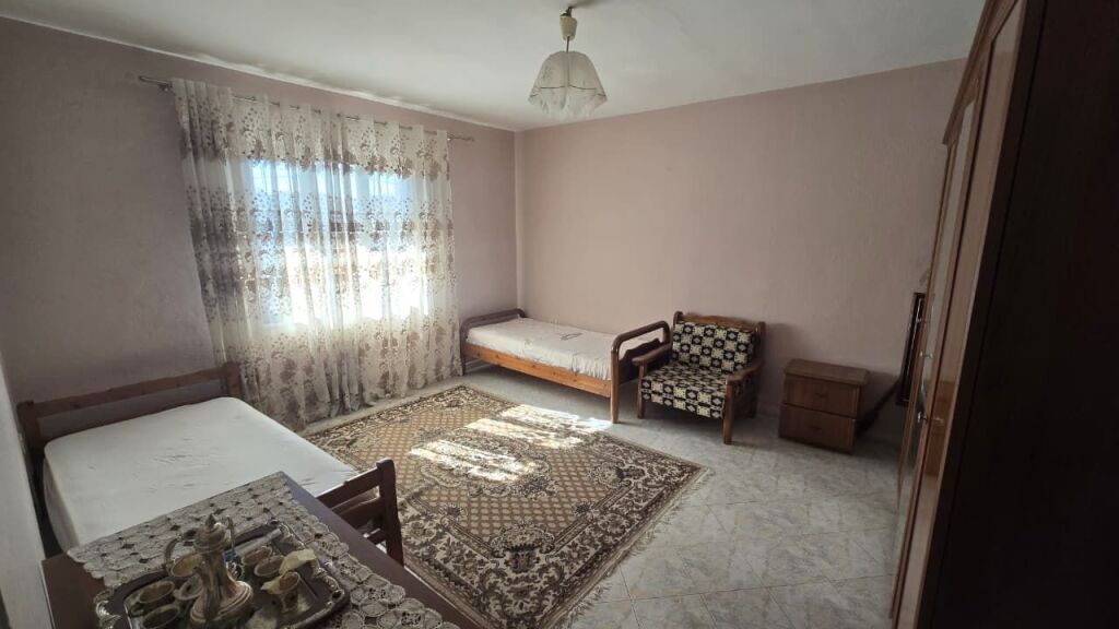 Apartament 2+1 në Vilë – Te Ish-Parku i Autobusave