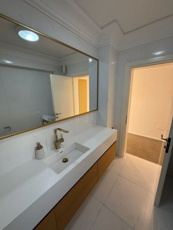 Office for Rent in Zogu i Zi