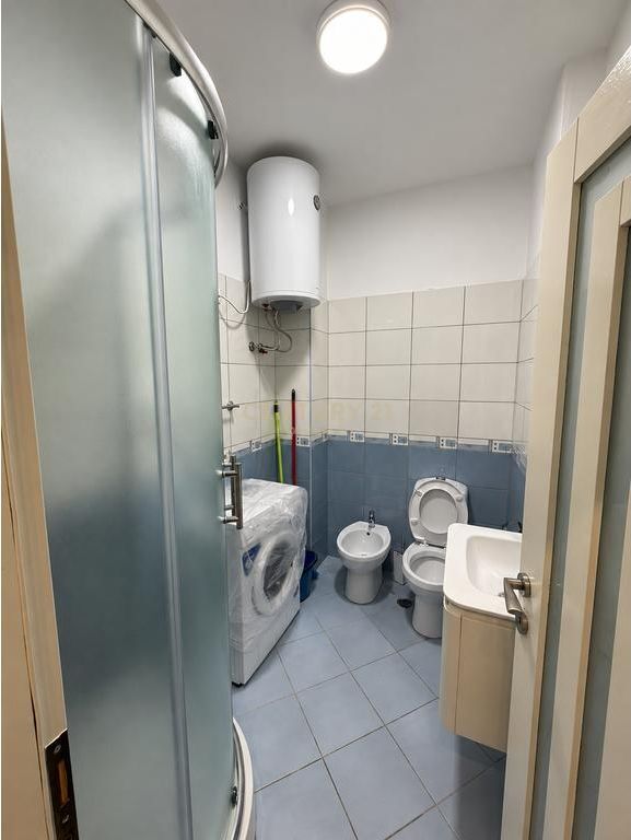 JEPET ME QIRA APARTAMENT 1+1 ME TARRACË, TEK MERIDIANI, SHKODËR