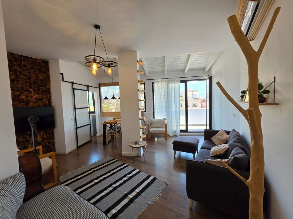 Appartamento 2+1 in vendita, Via Elbasan, Tirana!