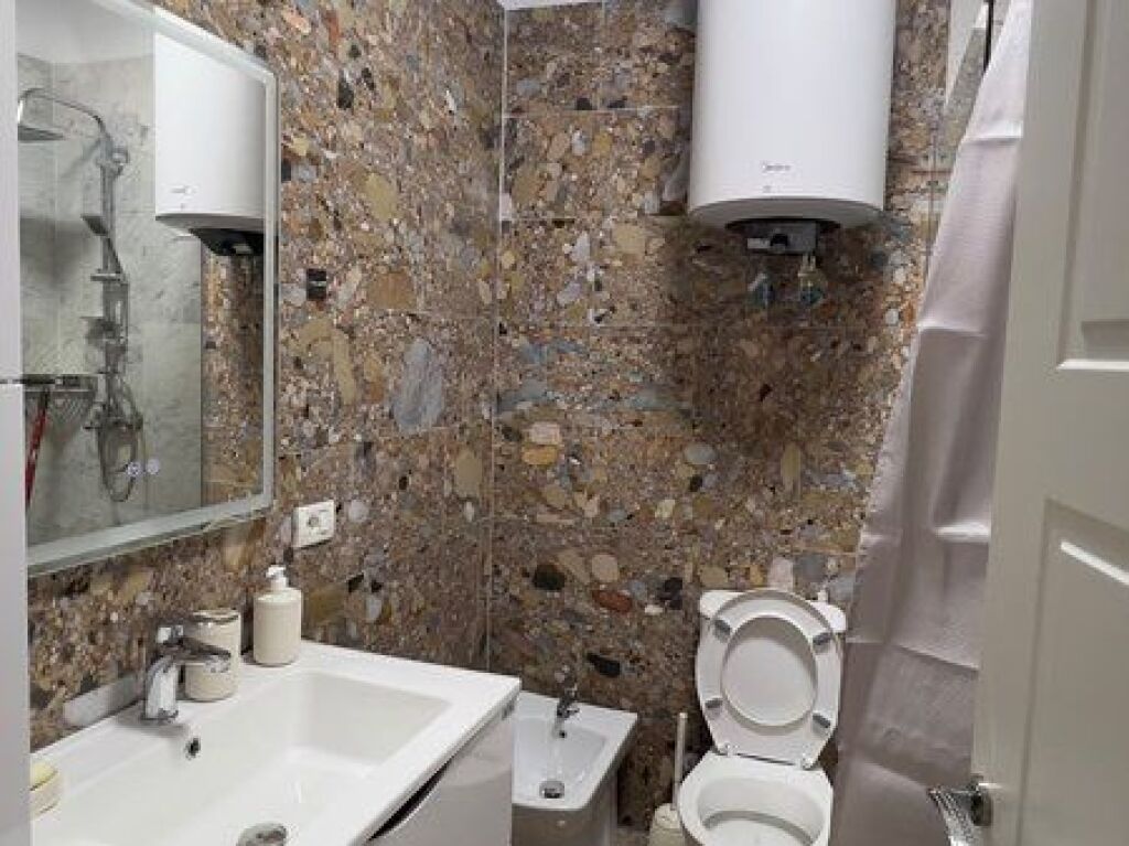 Affitto, Appartamento 2+1+2, vicino a Lake View, Tirana