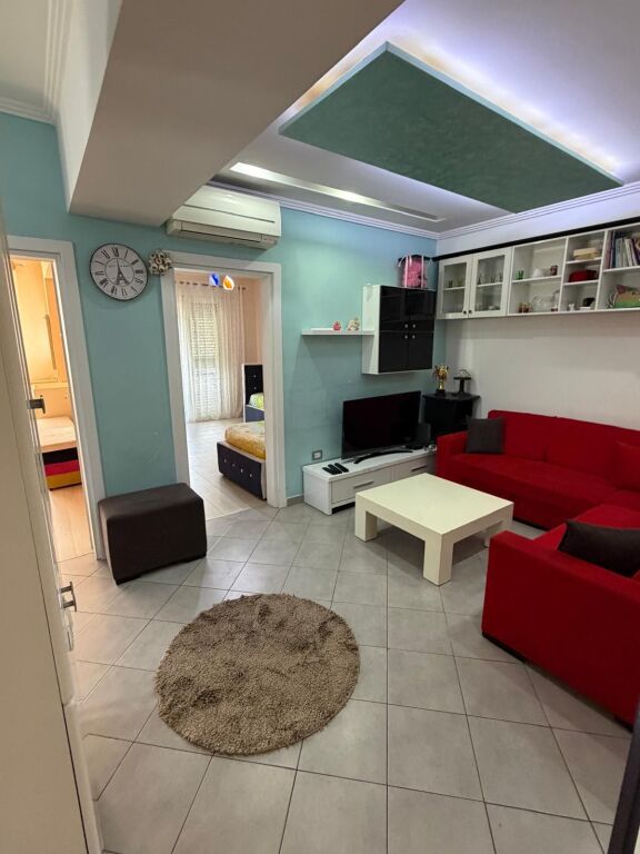 Apartament 2+1 Durres zona e ujesjellesit