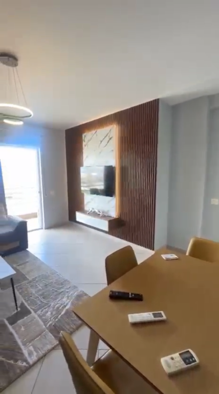 Apartament 1+1 per shitje 5 Maji !