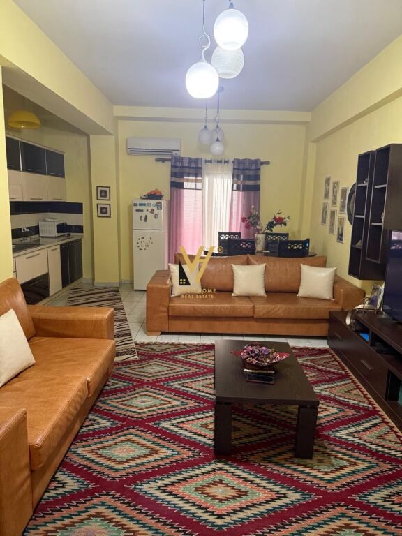 SHITET APARTAMENT 3+1+3BLK NE MYSLYM SHYRI 40.000.000 LEKE