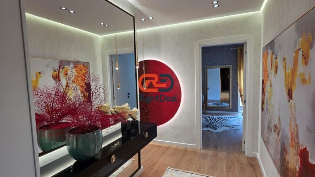 At the beginning of Don Bosko, near Zogu i Zi, super renovated 2+1 apartment for sale !!!