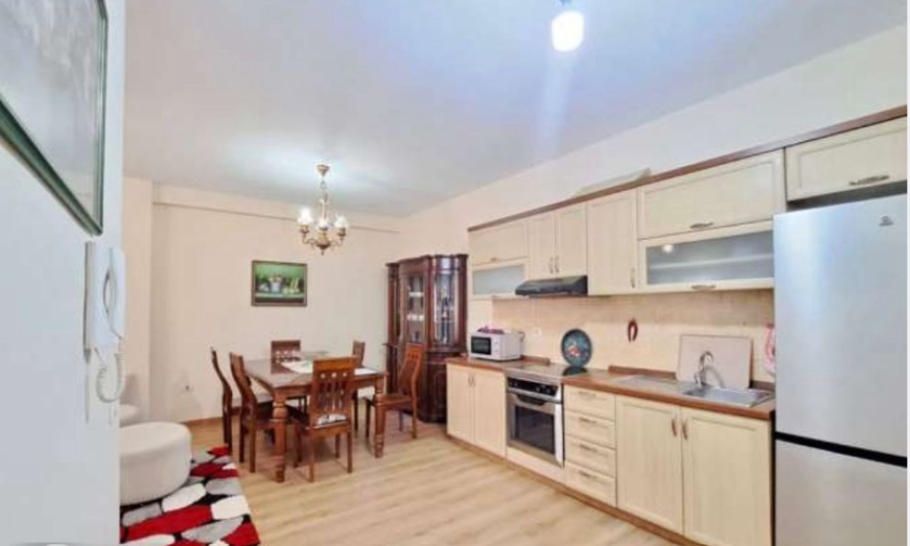 Apartament 2+1 me Qira te Rruga e Kavajes Tirane