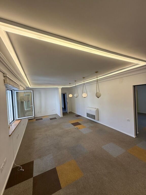 Office for Rent in Zogu i Zi