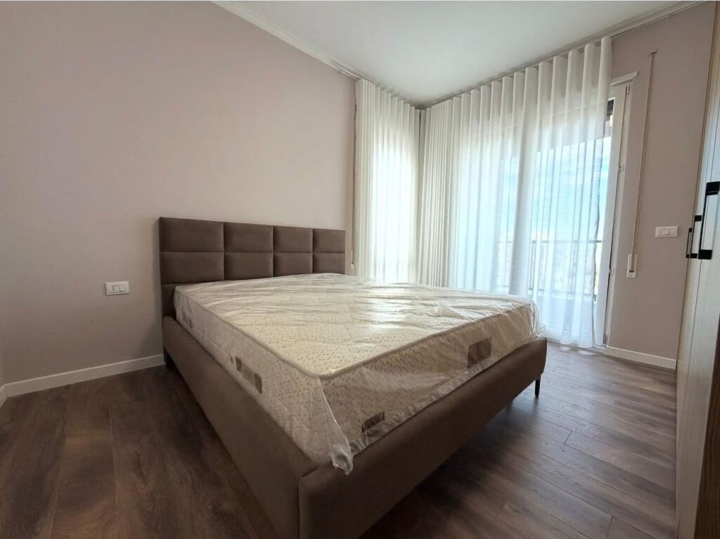 Apartment for rent 2+1+2+ place in Xhamllik