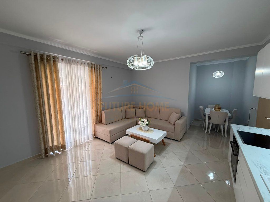 Shitet, Apartament 1+1, Rruga Sul Starovari, Pogradec