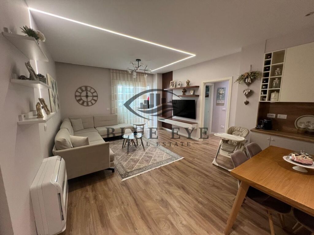 Apartament 2+1 Me Qira në Shkëmbi i Kavajës, Durrës.