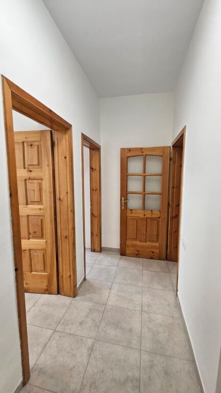 Business unit for rent on Bogdaneve street