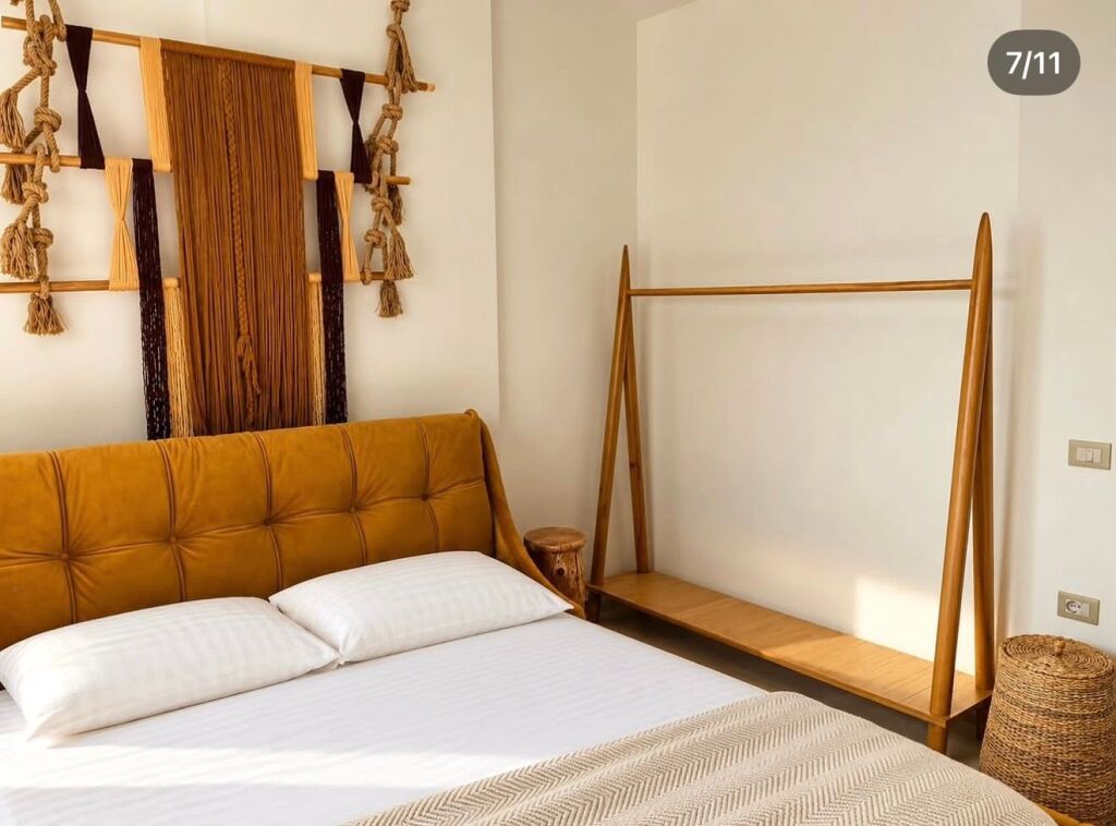 2 bedroom apartment for rent with sea view in Lungomare