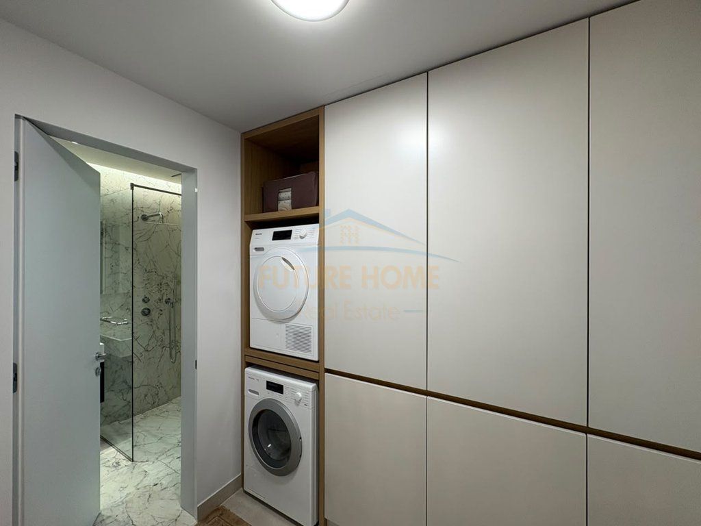 For sale, Elite Villa, Berzhitë, Tirana