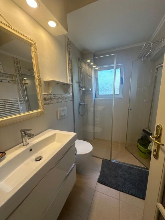 🏢Appartamento 3+1+2 arredato in affitto in via Durazzo. 900Euro