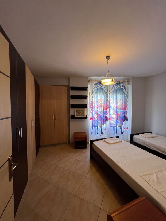 AP. 2+1+Verandas for rent, Paris Municipality