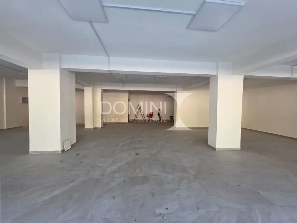 Locale in affitto, Via Dritan Hoxha !