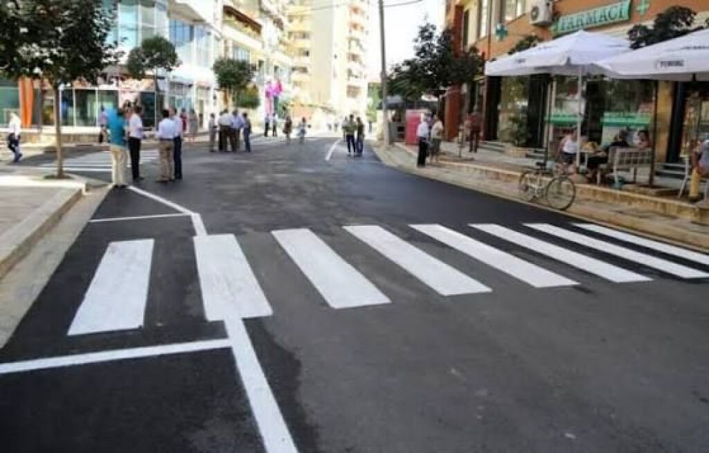 Zyre Per Qira Tek Rruga E Bogdaneve!