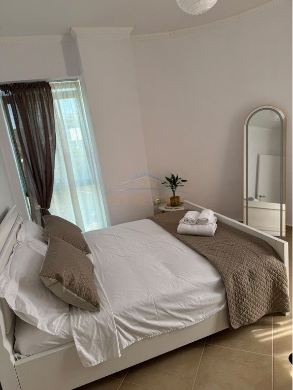 Qera, Apartament 2+1, Tek Rezidenca Odeon,Vlore 660 €    60,000 Lekë