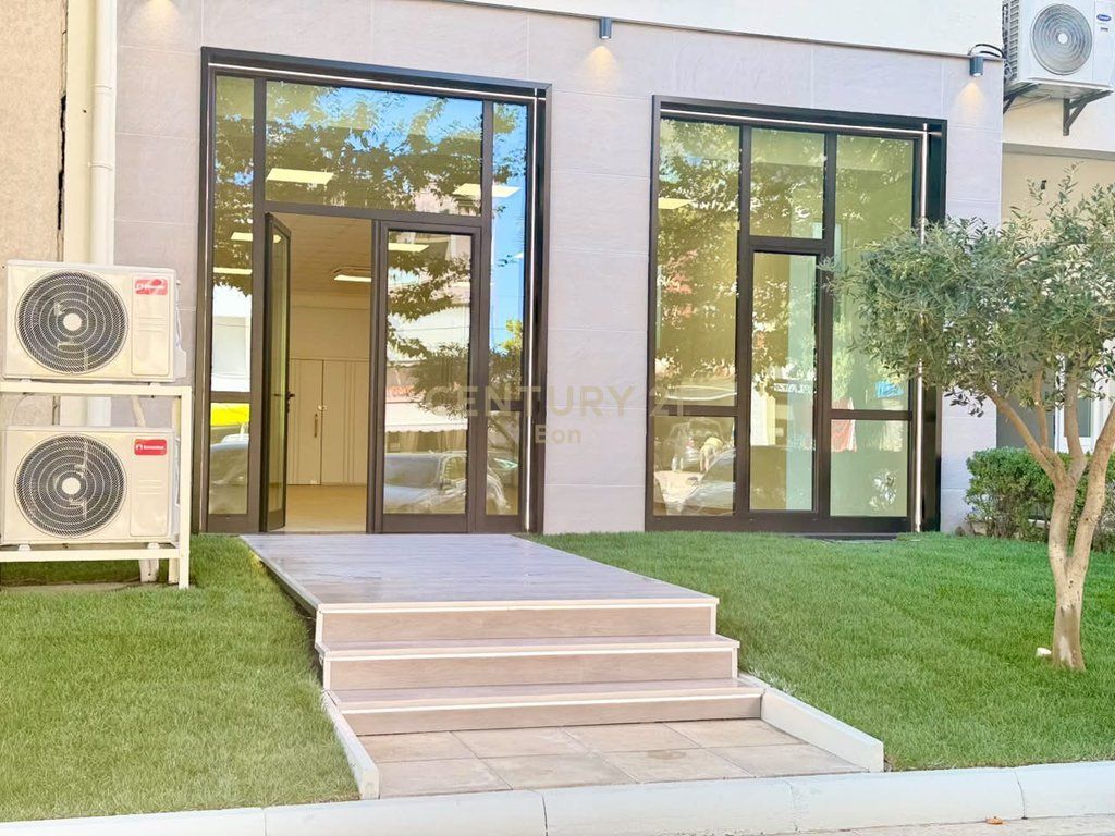 Ambient Biznesi 104 m² me Qira – Plazh, Durrës | Stacioni i Parë