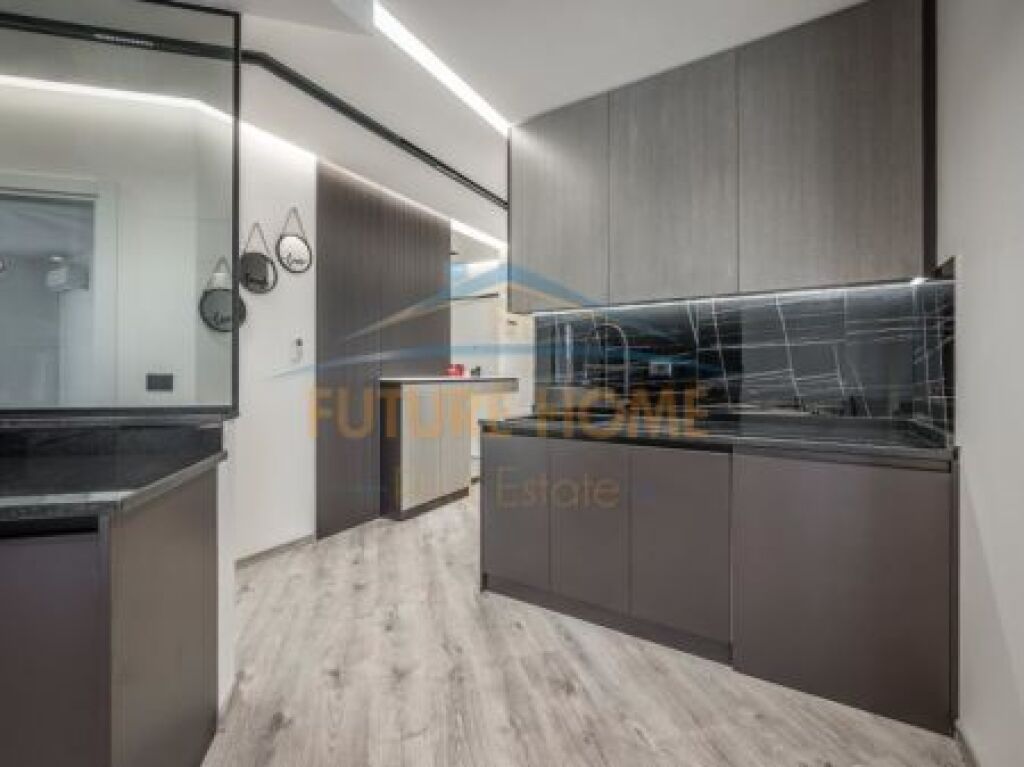 Qera,Apartament 2+1+2 Currila,Durres