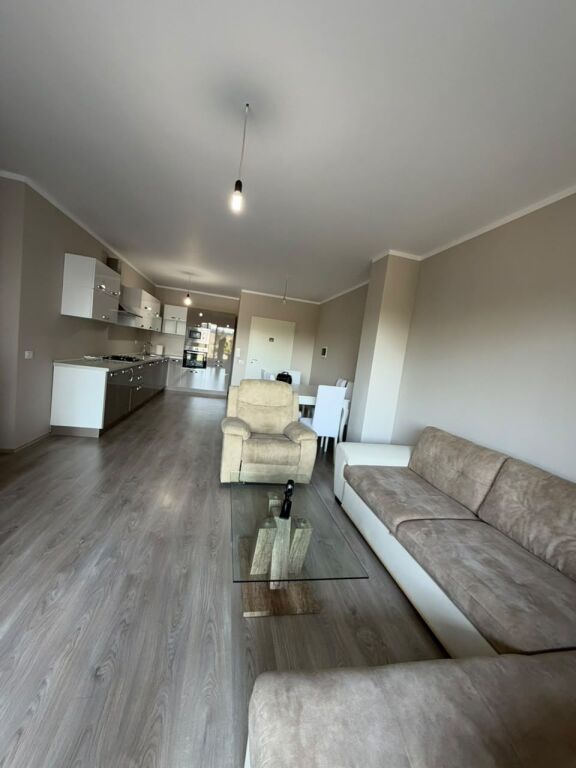 Appartamento 2+1 in affitto in Via Siri Kodra.
