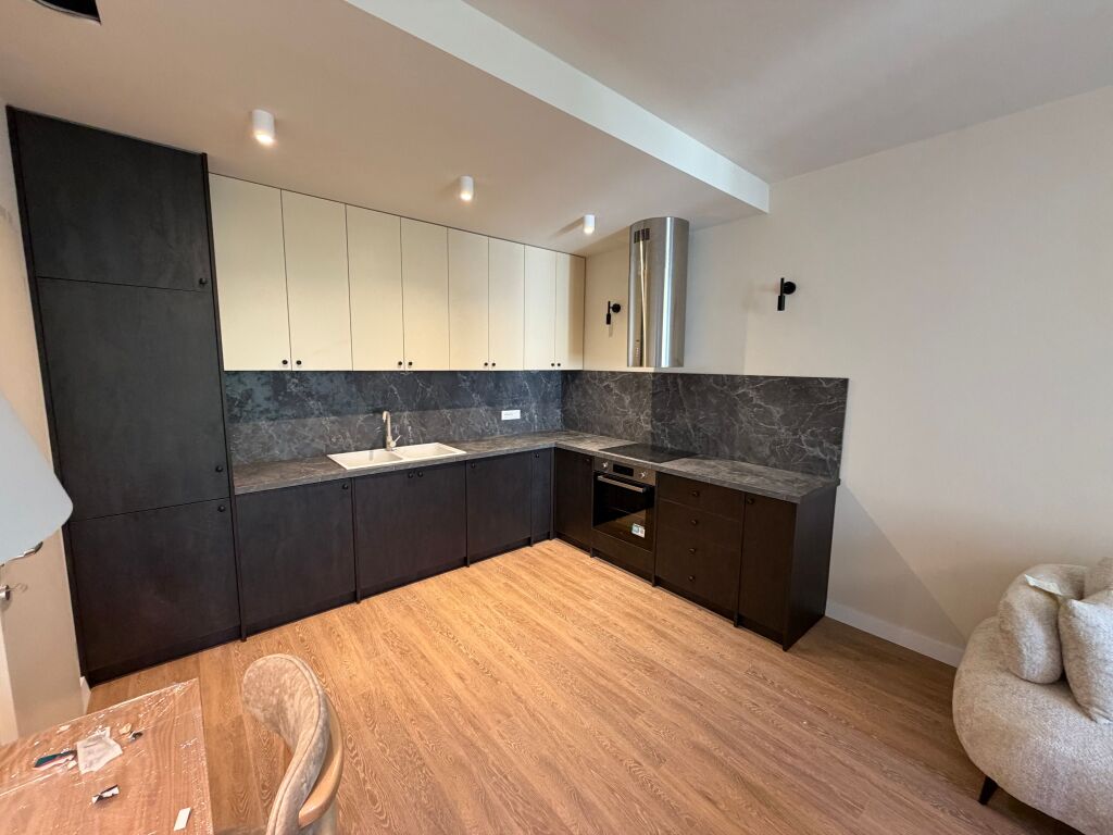 🏡 Appartamento 2+1 in affitto – Lago Artificiale, vicino a Radisson 💶 Prezzo: 80000 leke al mese  