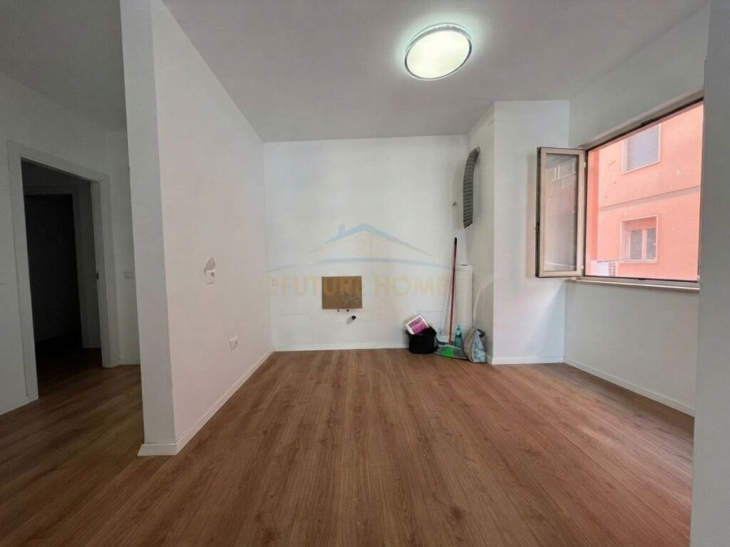 In vendita, Appartamento 1+1, Ristorante Fresku, Fresk.