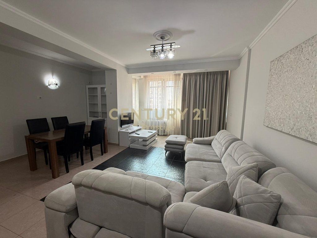 APARTMENT 3+1+2 FOR RENT, KAVAJES STREET!