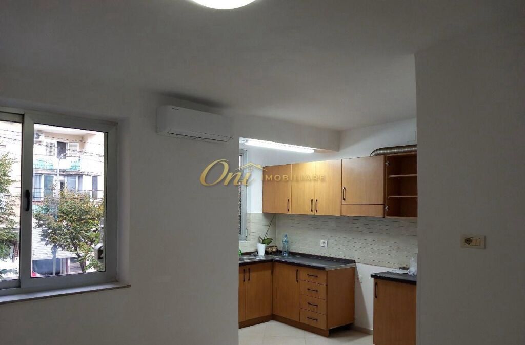 PAZARI I RI APARTAMENT PER QERA 3+1