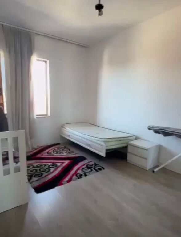 🏡 Jepet me qira apartament 1+1 Te Medreseja