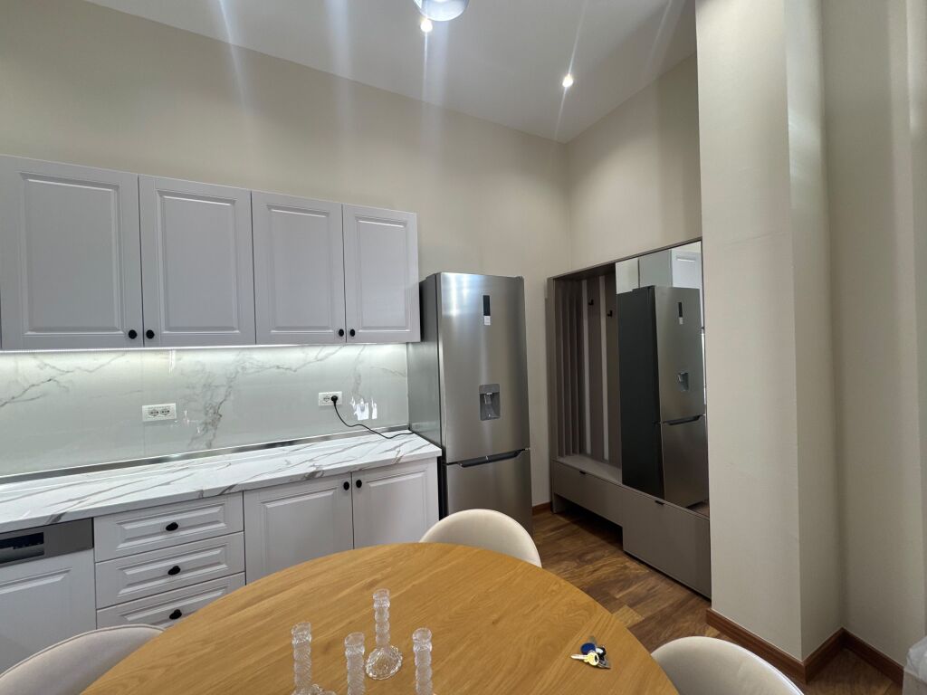 2+1+2 for rent - Ana Complex, QS