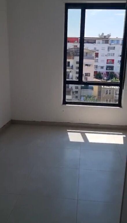 Qera | Apartament 3 + 1+2 | Rruga 5 Maji | 750 €/muaj
