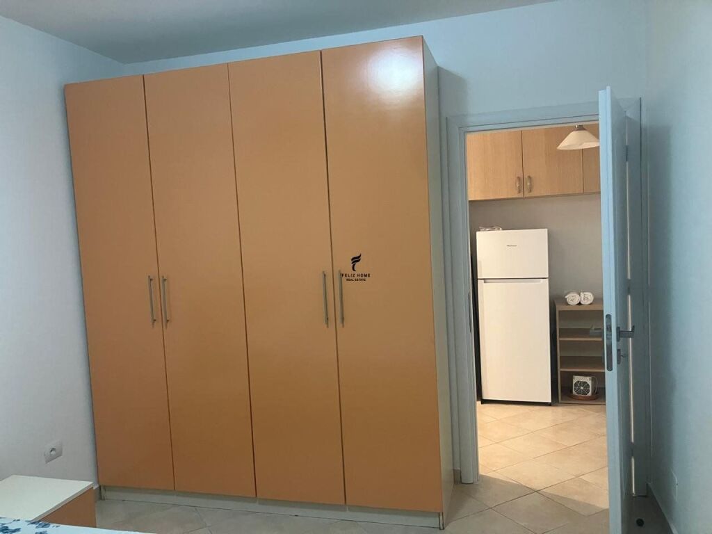 APARTAMENT ME QERA 2+1 21 DHJETORI 80.000 LEKE FH-95884