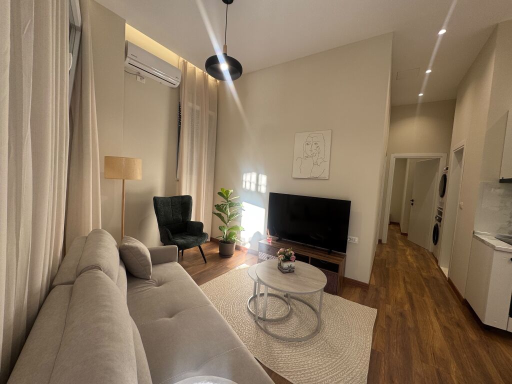 2+1+2 for rent - Ana Complex, QS