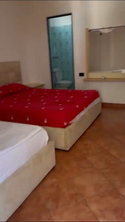 Shitet apartament 1+1 në Mali i Robit