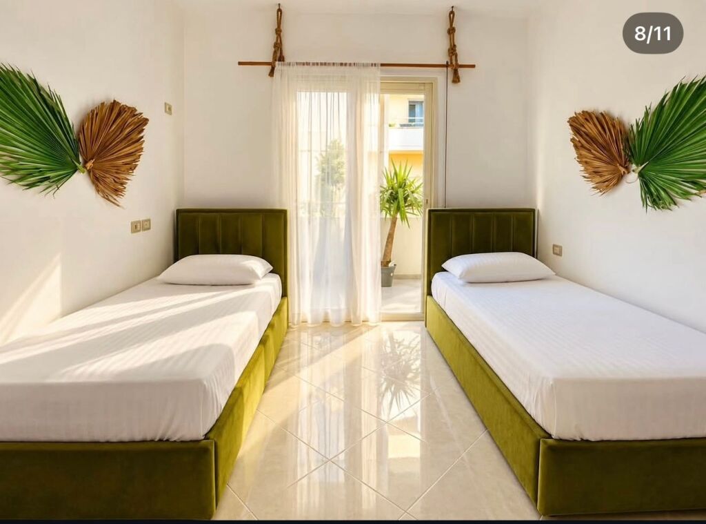 2 bedroom apartment for rent with sea view in Lungomare