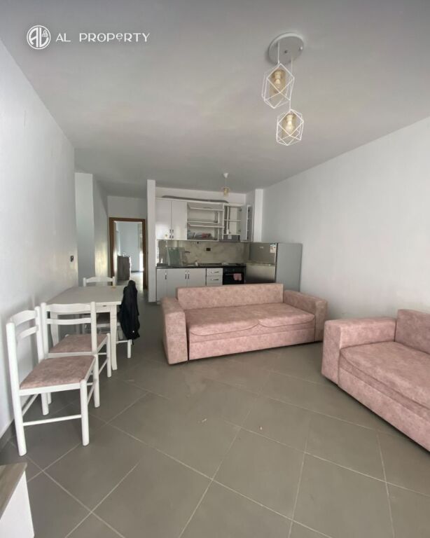 🏠  Apartament 1+1  jepet  me Qira , Durres Plazh, 40,000 Lekë/muaj