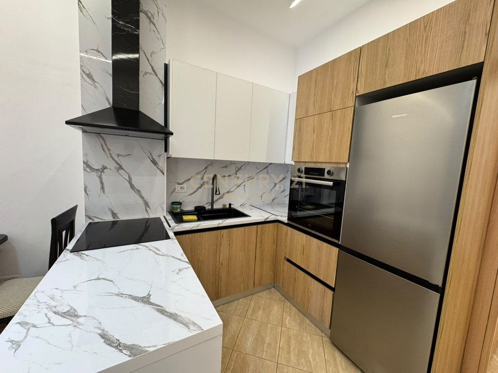 Apartament 2+1 Me Qira në Plazh, Durrës - 650€ | 87 m²