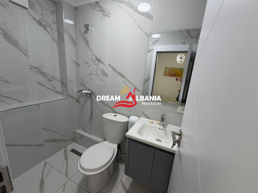 Apartment 2+1+2 for sale at Irfan Tomini near 26 Nentori school (ID 41212220)