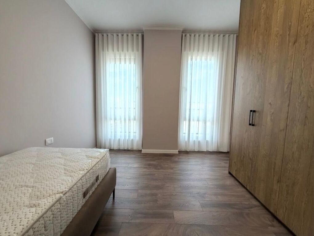 Apartment for rent 2+1+2+ place in Xhamllik