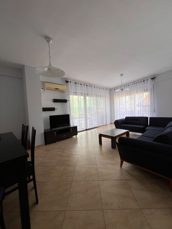 AP. 2+1+Verandas for rent, Paris Municipality
