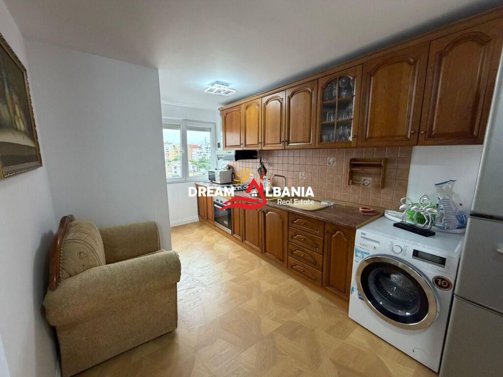 Apartment 2+1+2 for sale at Irfan Tomini near 26 Nentori school (ID 41212220)