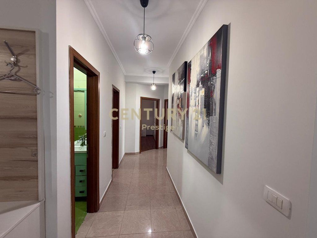 APARTMENT 3+1+2 FOR RENT, KAVAJES STREET!