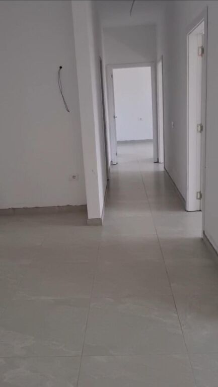 Qera | Apartament 3 + 1+2 | Rruga 5 Maji | 750 €/muaj