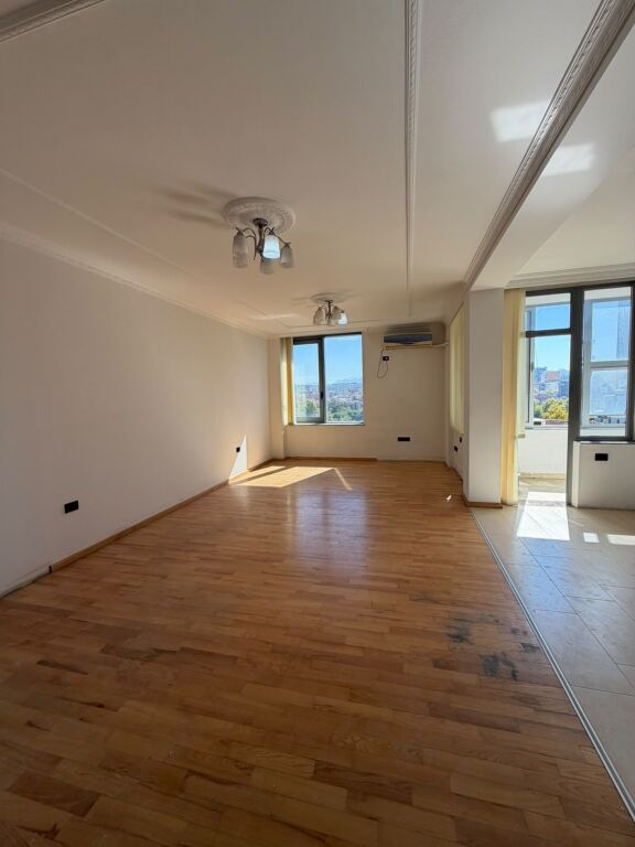 Shitje | Apartament 2 + 1 | Toptani Shopping Center | 430000 €